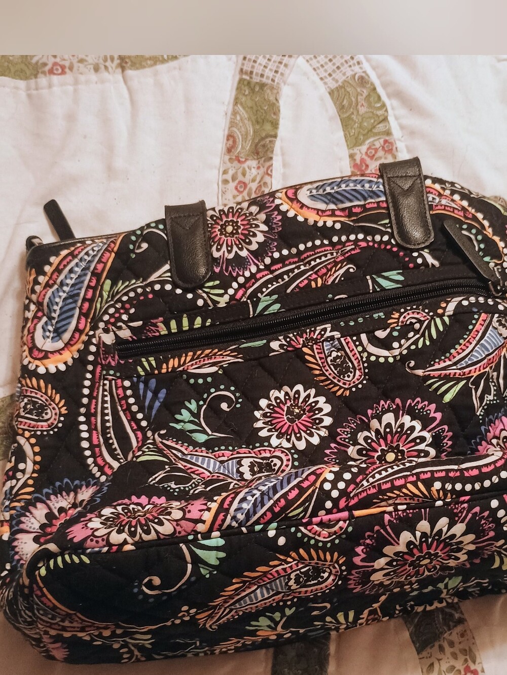 Gently used, Almost New, Vera Bradley Glenna Shoulder Bag
